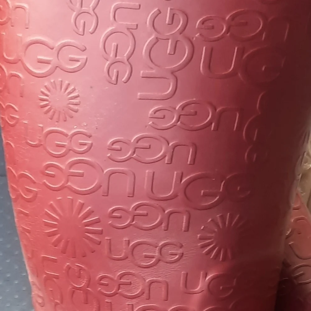 UGG rainboots